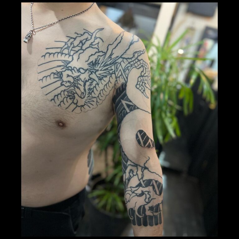 腕 #龍 背景色続きin progress#doragon #doragontattoo